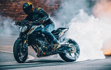 Тест-драйв KTM DUKE 790