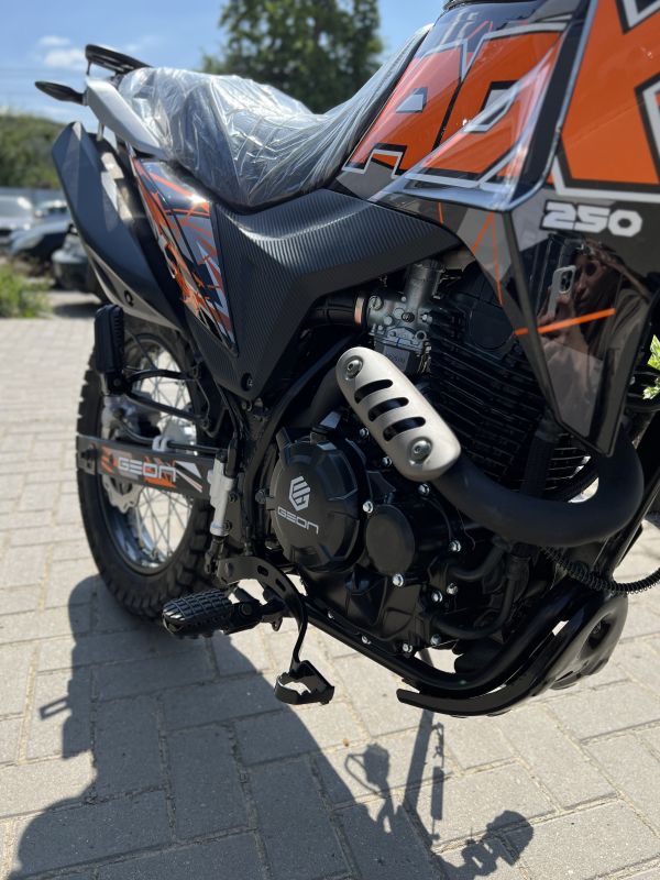 Мотоцикл GEON ADX 250 FE Carb 19/17 On-Road Orange
