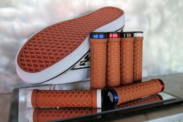 Гріпси ODI Vans® Lock-On Grips, Limited Edition, Gum with Checkerboard White Clamps