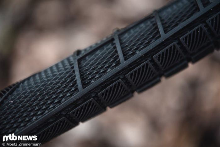 Гріпси ODI Reflex XL v2.1 Lock-On MTB Closed End 135mm Gray