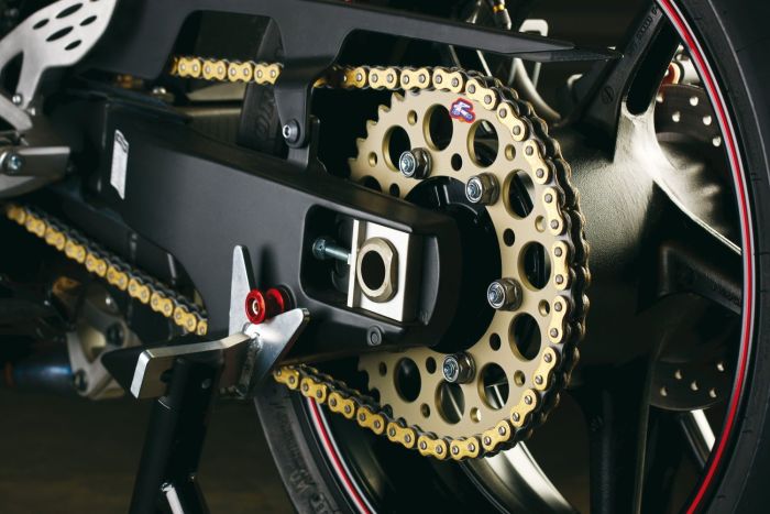 Ланцюг Renthal R4 Road Srs Chain 520 Gold