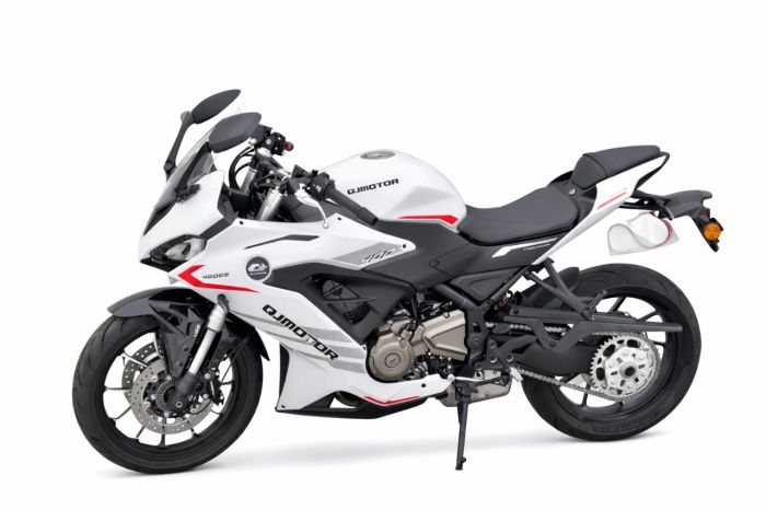 Мотоцикл QJMOTOR SRK400RR WHITE