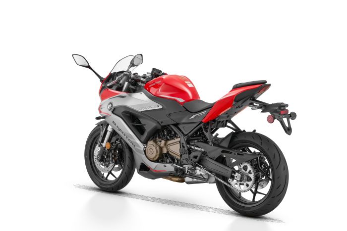 Мотоцикл QJMOTOR SRK400RR RED/SILVERY