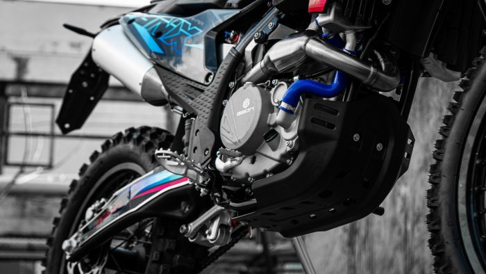 Мотоцикл GEON Dakar GNX (300 YBS Carb 21/18 K23) Black/Purple