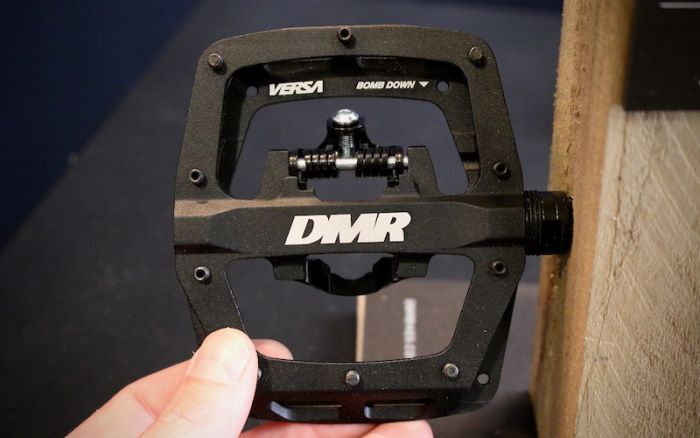 Педалі DMR Versa pedal extrusion CNC