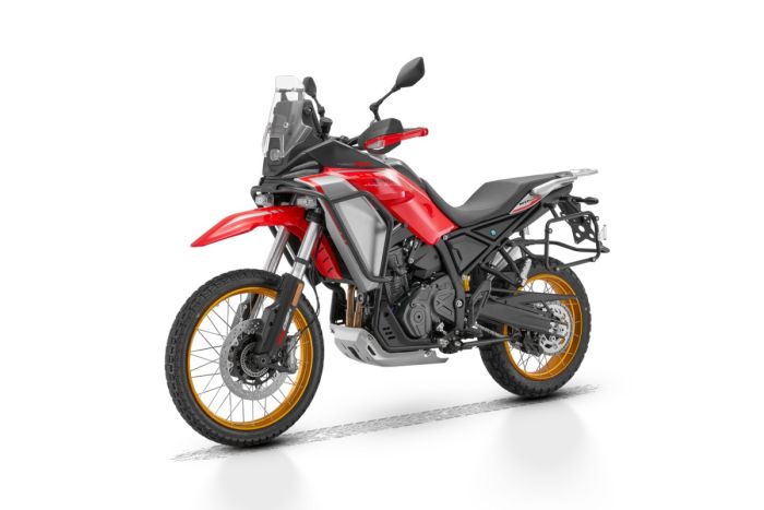 Мотоцикл QJMOTOR SRT 450 RX RED, GOLD RIM