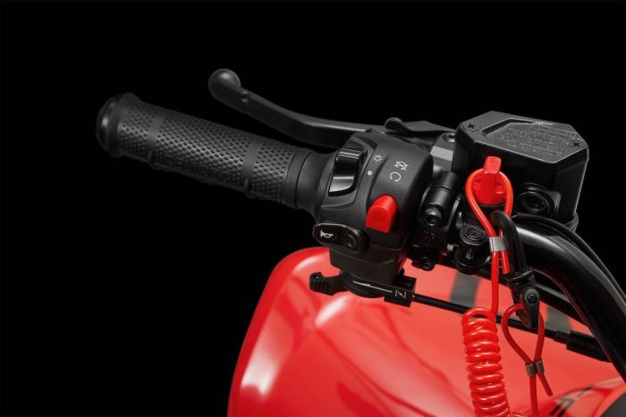 Квадроцикл CFMOTO CFORCE 110 Червоний