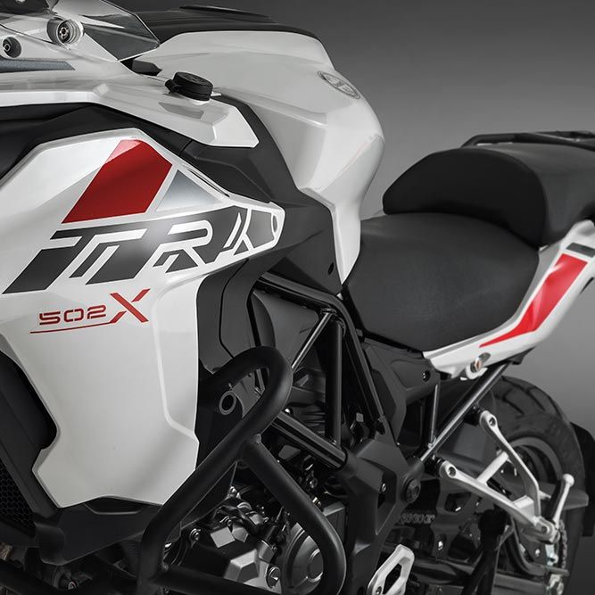 Мотоцикл Benelli TRK 502X EFI ABS