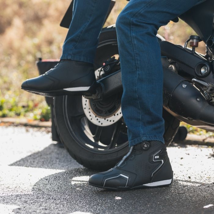 Мотоботи Oxford Helix Air Boot Black / White