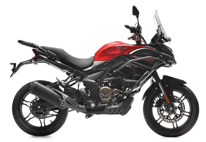 Мотоцикл Voge 300DS Red (Loncin LX300-6D DS6)