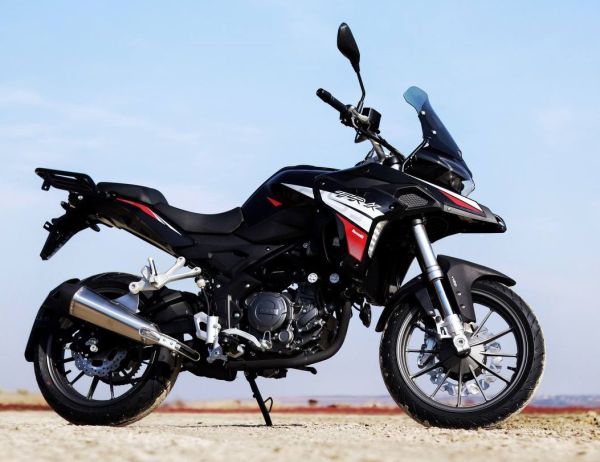 Мотоцикл Benelli TRX 251 Black