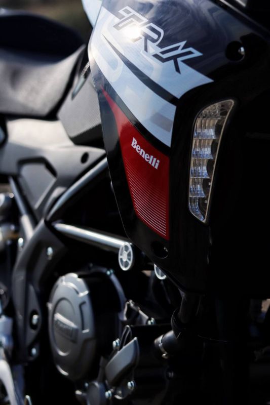 Мотоцикл Benelli TRX 251 Black