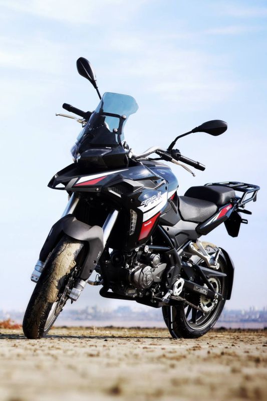 Мотоцикл Benelli TRX 251 Black