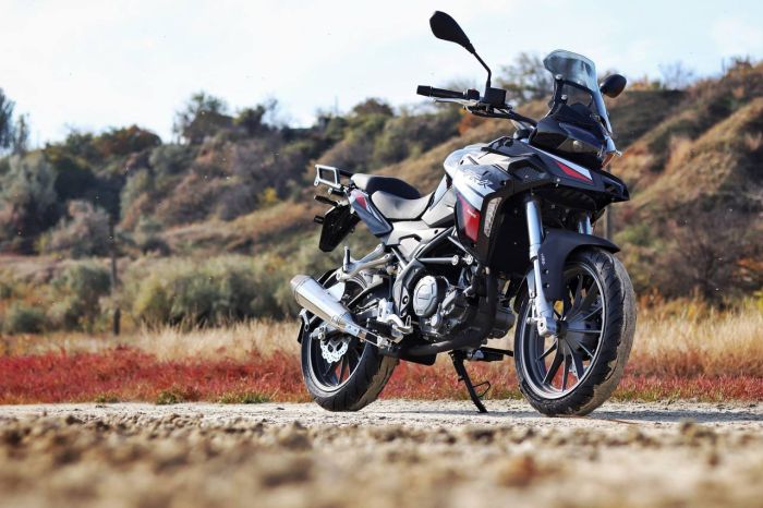 Мотоцикл Benelli TRX 251 Black